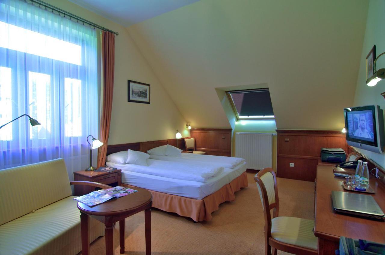 كرينيتسا زدروي Hotel Stefania المظهر الخارجي الصورة